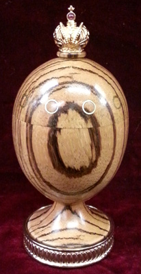 Purple Heart Egg by Theo Faberge